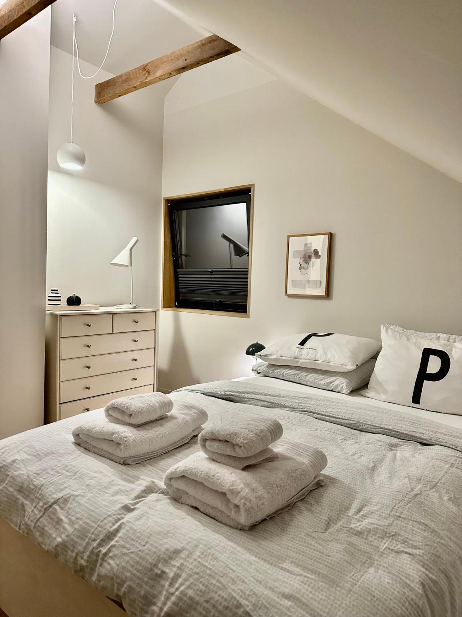 Lekker Nyrenovert Loftsleilighet Pa Lund Apartment *